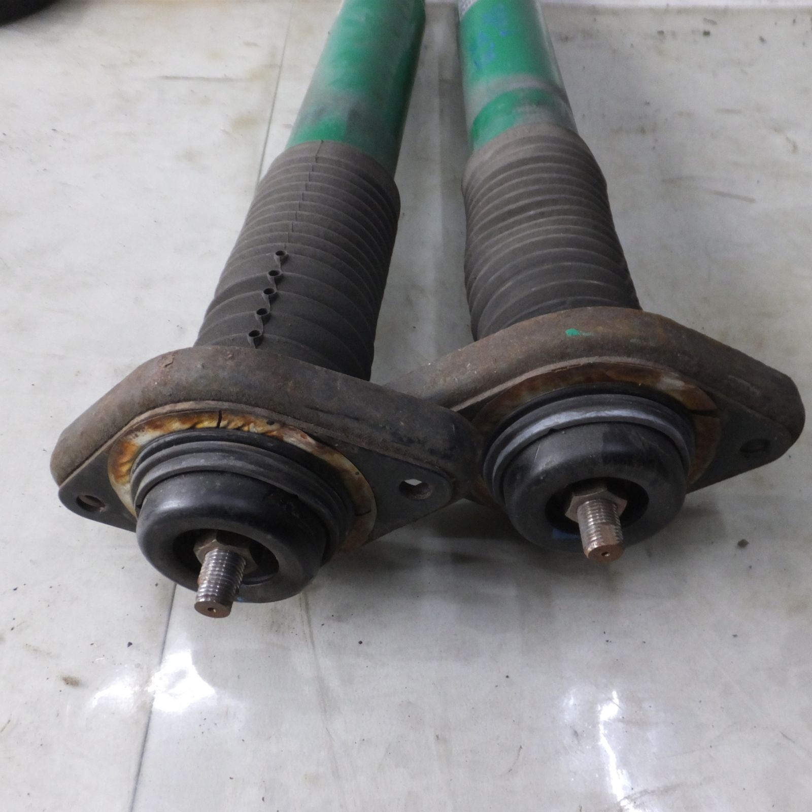 ◆TEIN エルグランド E52 車高調 サスペンション G1K24-12746 G1K25-12531 PNE52-R PNE52-FL テイン 現状品◆ FFCRYSTALESIA_COM