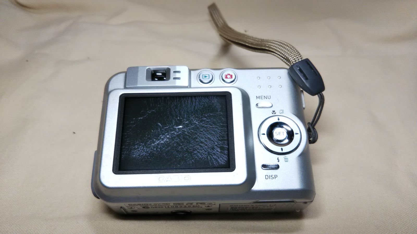 カメラ CASIO QV-R61 コンパクトデジタルカメラ カシオ QVG-R61 106939A