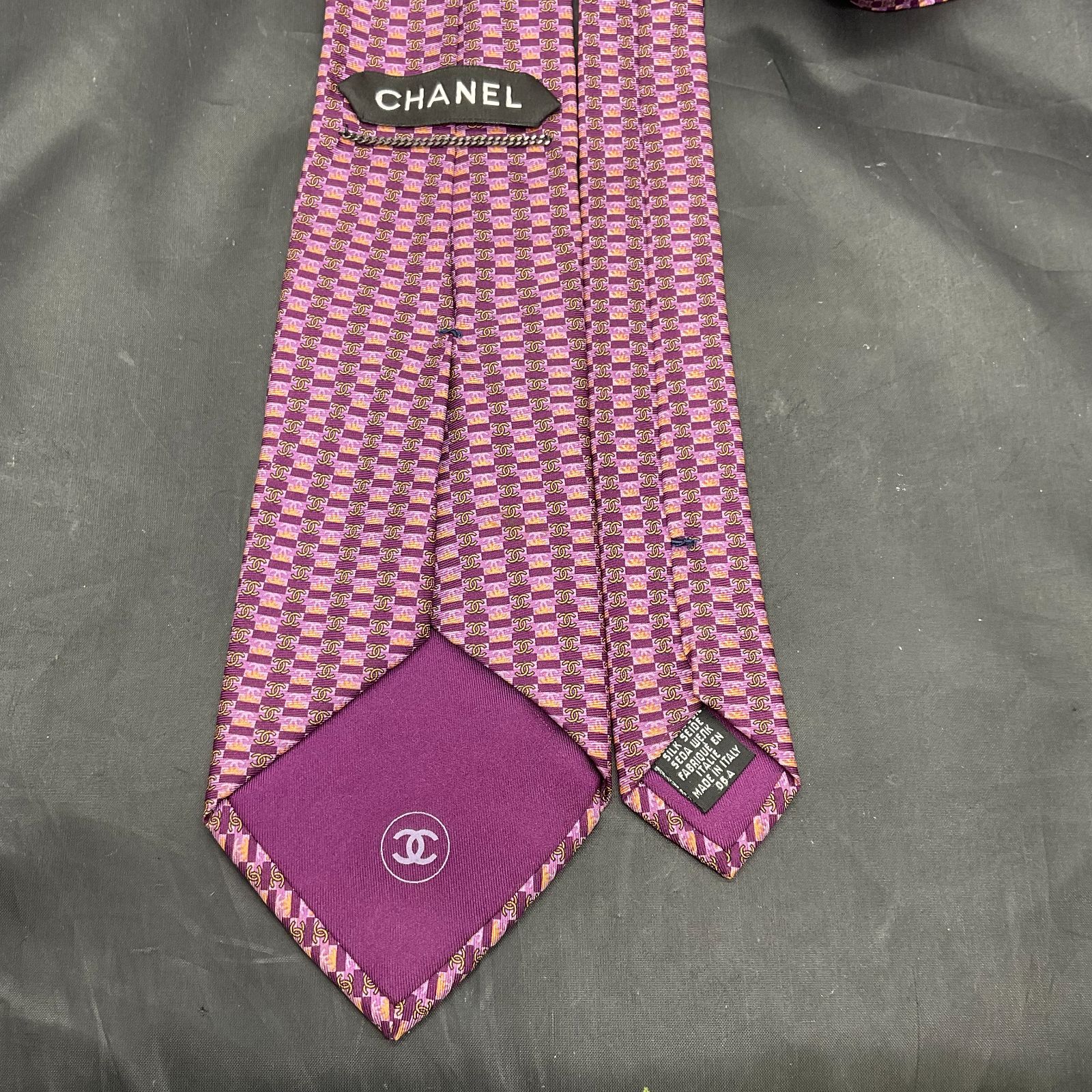 CHANEL ピンク ネクタイ 中古・古着通販】CHANEL (シャネル) シルクネクタイ ピンク