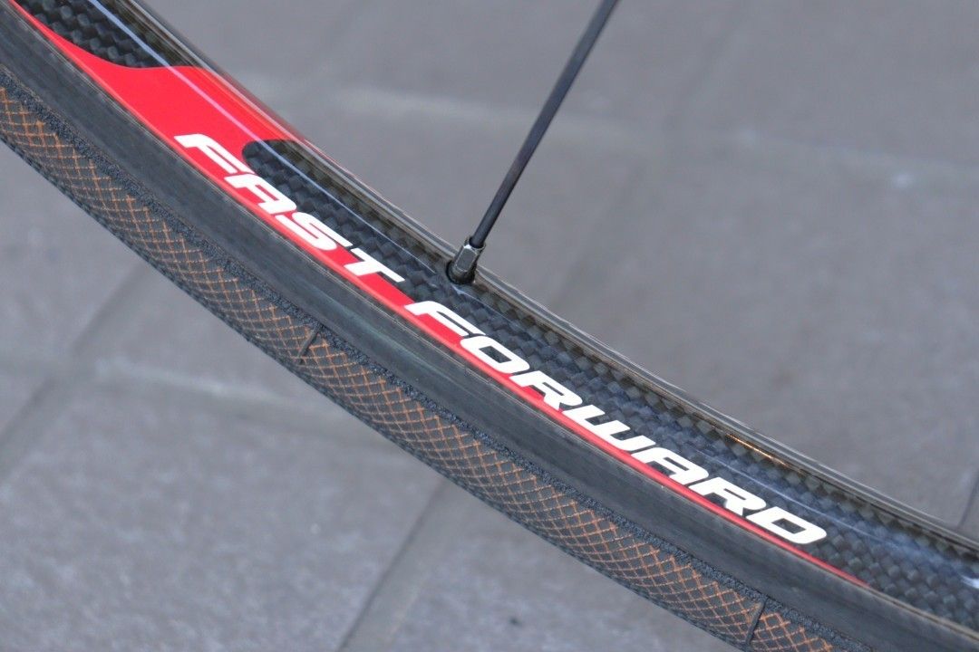 ファストフォワード FFWD F2R カーボン チューブラー ホイール ファストフォワード FFWD F2R カーボン チューブラー ホイール