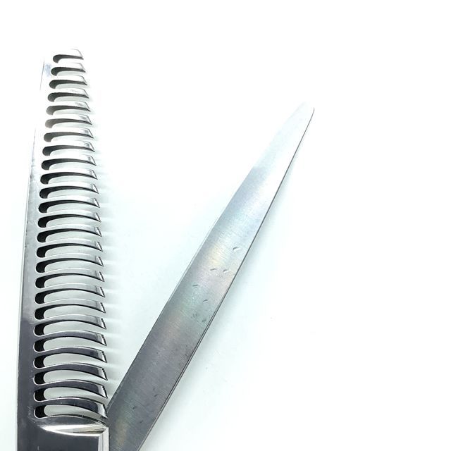 約20～25 右利き