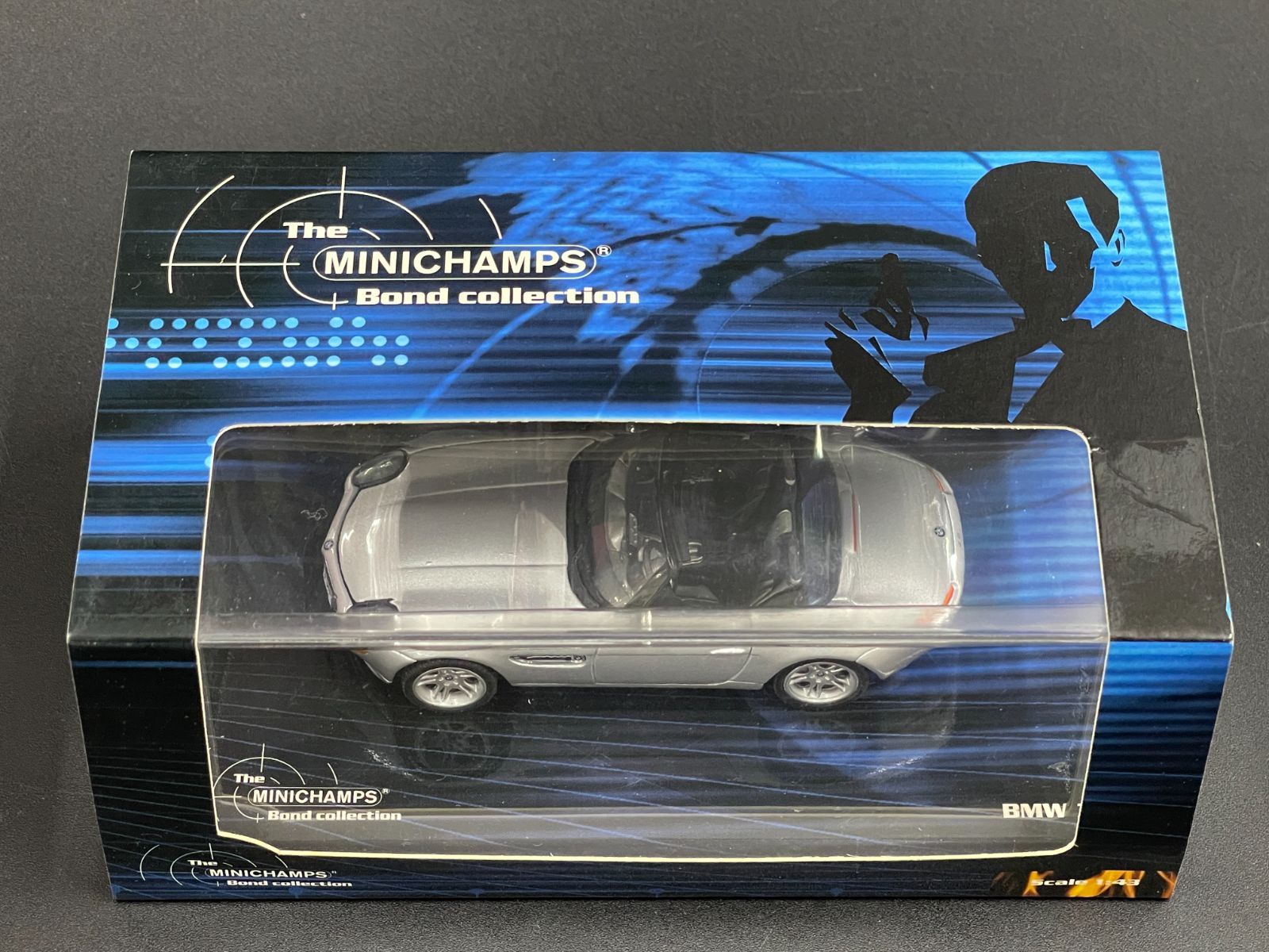 MINICHAMPS BMW Z8 1 43 007 The World Is Not Enough Bond Collection