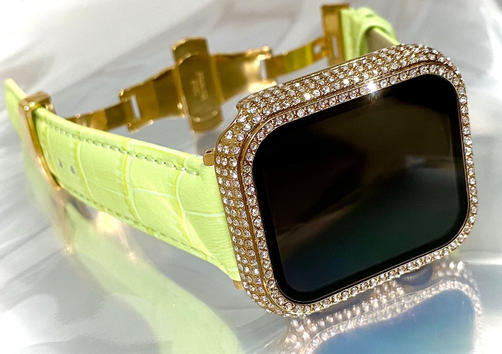 【特】タンブールPMストラップ モノグラム ヴェルニ R15221ブラック 特】タンブールPMストラップ モノグラム ヴェルニ R15221ブラック