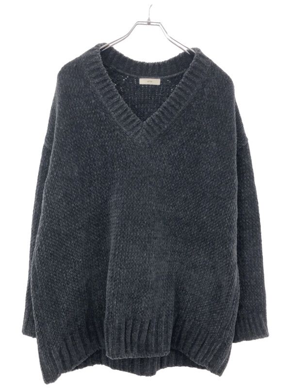 ATON - エイトン WOOL MOLE Vネックセーター 超美品 ATON - エイトン WOOL MOLE Vネックセーター 超美品の通販 by