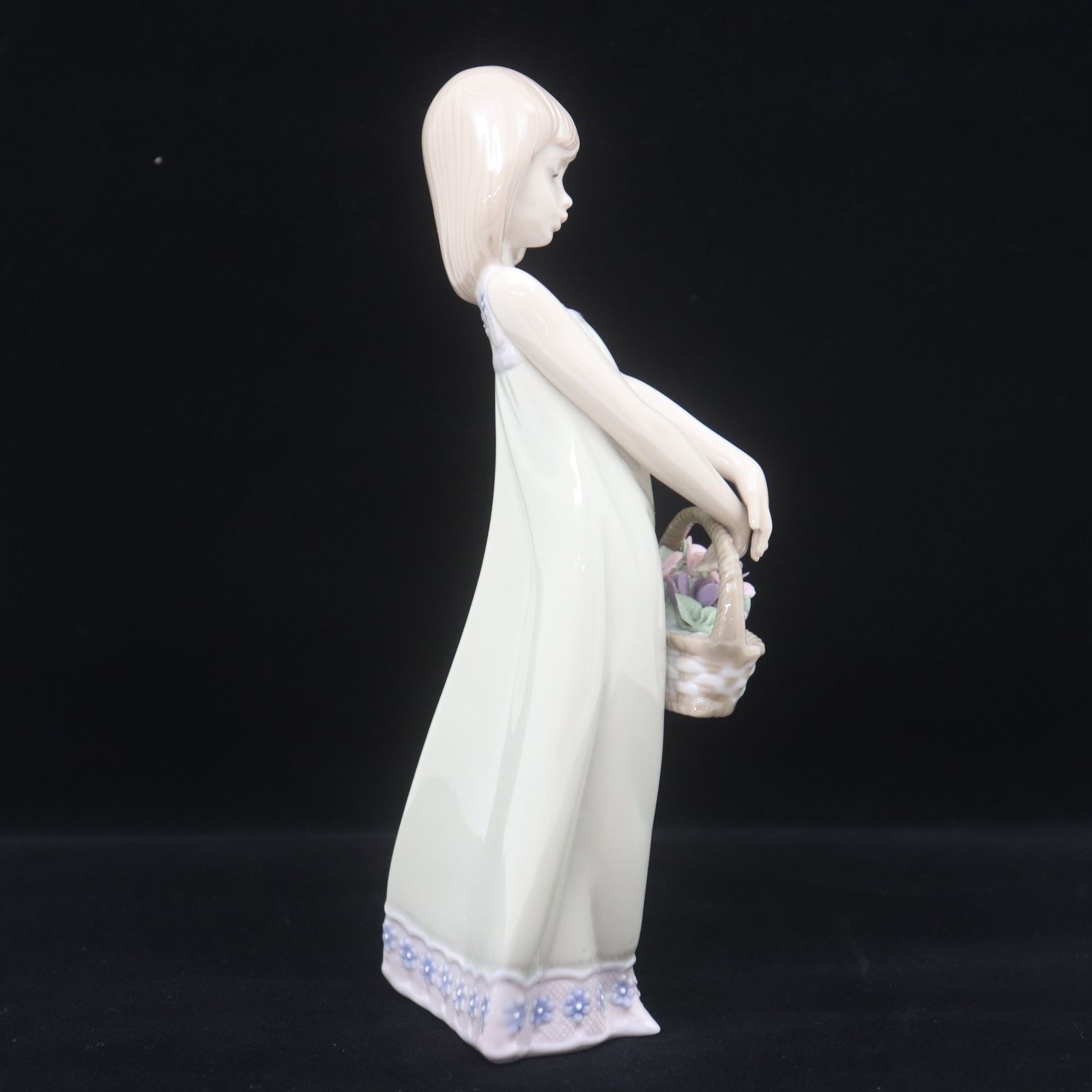 IT7OJ9GKAW20 LLADRO リヤドロ お花の宝物 5605 少女 女の子