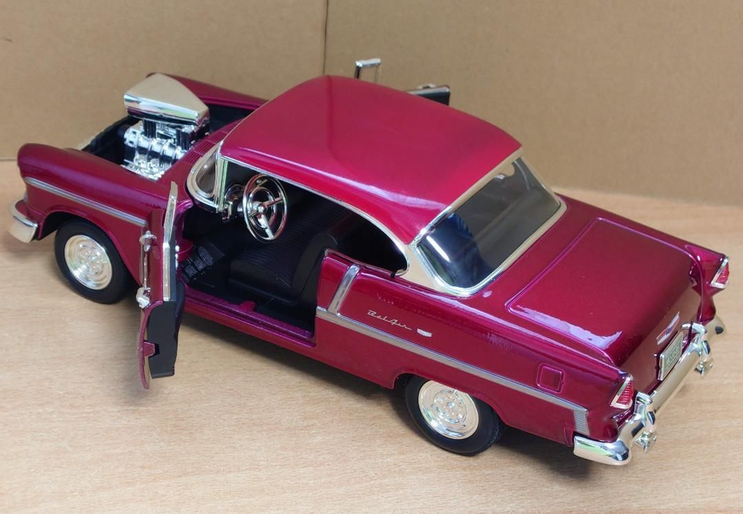 1/18シボレー ベルエア チューニング 1955 Mレッド Chevrolet 1/18シボレー ベルエア チューニング 1955 Mレッド Chevrolet - メルカリ