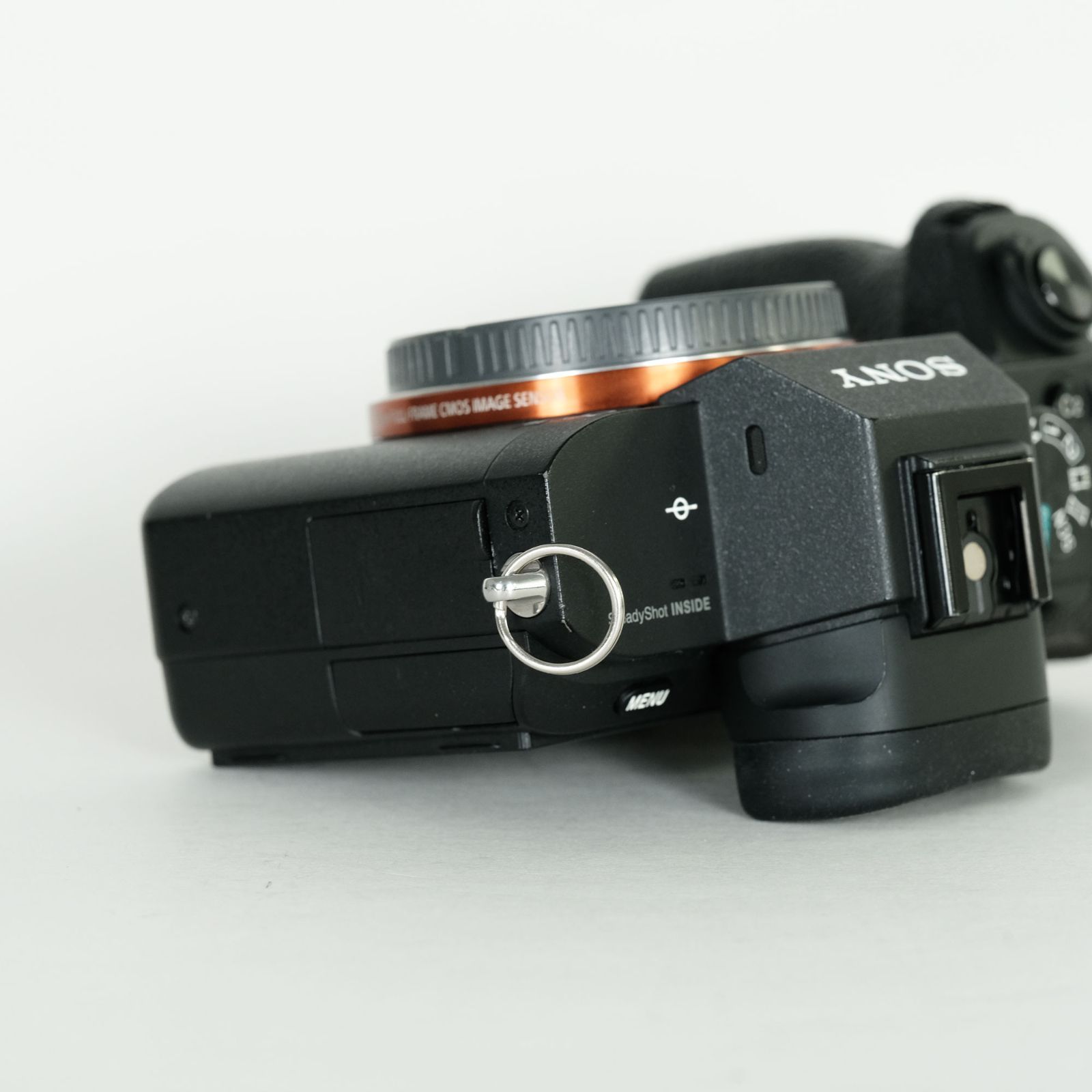 【美品】SONY α7RII ボディ シャッター数少 液晶美品 良品｜シャッター数33,190回｜バッテリー5個] SONY α7 II（ILCE