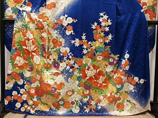 豪華振袖　作家物　絞り　舞花文　暈し染　金彩　着丈167.5cm　正絹 平和屋着物▽豪華振袖 絞り 辻が花 舞蝶花丸文 暈し染 金彩 正絹