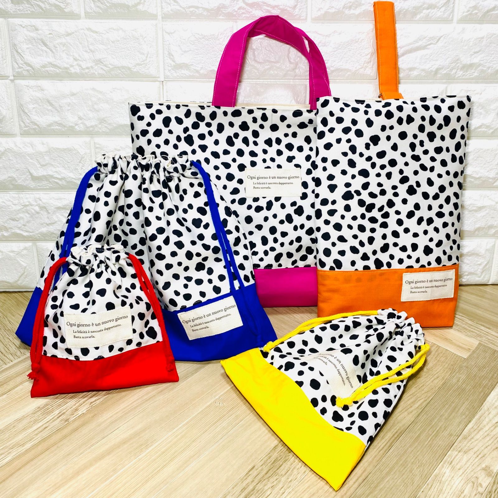 ダルメシアン柄　レッスンバック　上履き入れ　体操着袋　ナップサック　4カラー ダルメシアン柄 レッスンバック 上履き入れ 体操着袋 ナップサック 4カラー