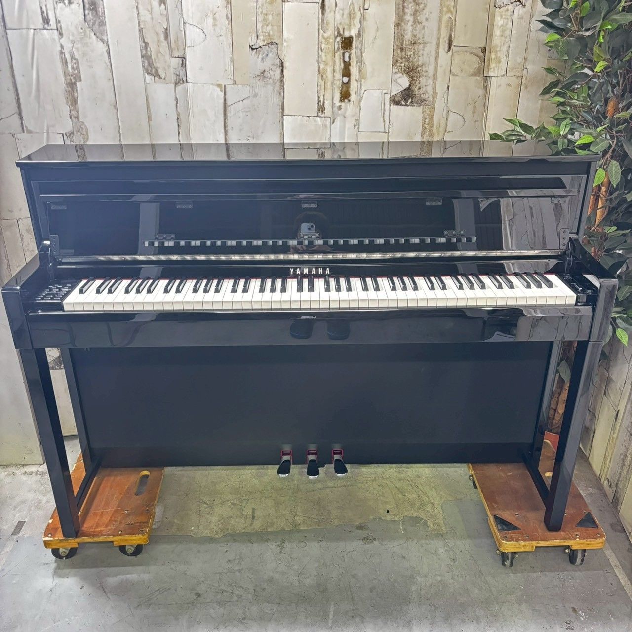 アコースティックピアノ