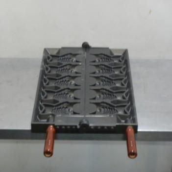 3 部品販売 大和田製作所 大口 たい焼き 機 用 板 アルミ 特注品 5匹 120×78mm L537W160H35mm 鯛焼き フッ素加工 13.8kg ヒンジ付