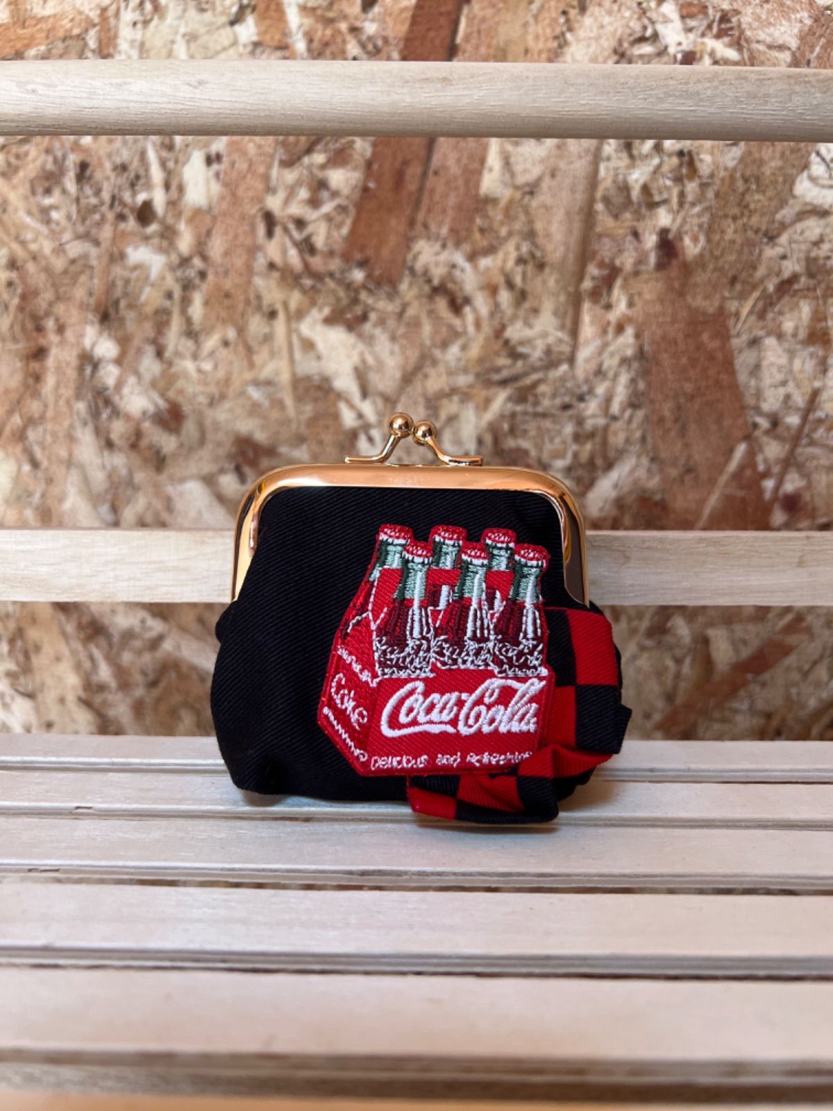 Coca Cola Coca-Cola (コカコーラ )がまぐちポーチ/デニム/コカ・コーラ - ドリンク