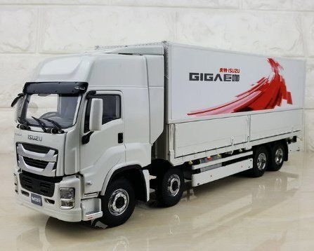 いすゞGIGA4×2 1|32スケールダイキャスト1PCE 合金製 模型車 ミニレプリカ トラック コレクション ホビー ディスプレイ 装飾