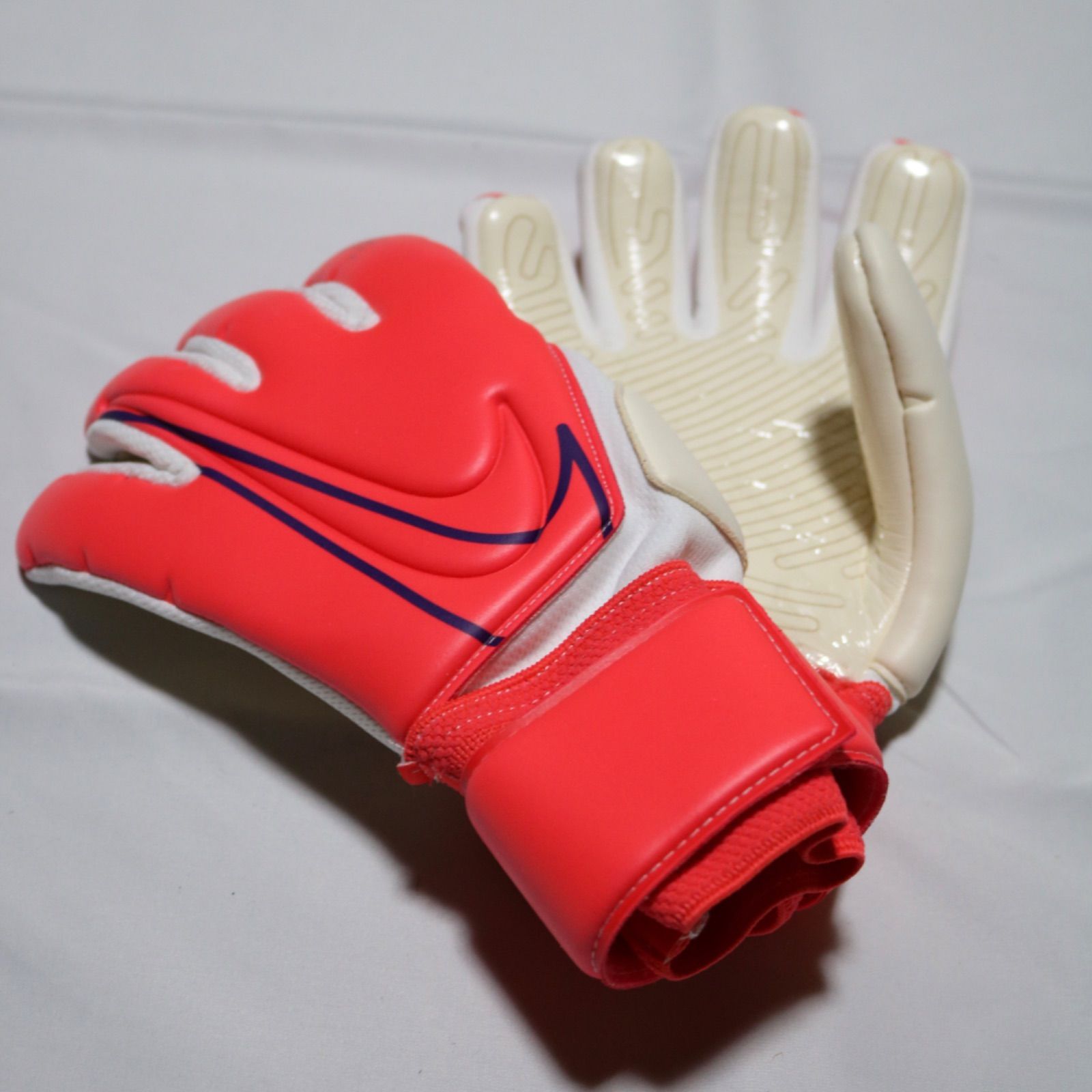 ナイキ プレミア RS プロモ NIKE キーパーグローブ 10.5号 - アクセサリー ナイキ プレミア RS プロモ NIKE キーパーグローブ 10.5号 - アクセサリー