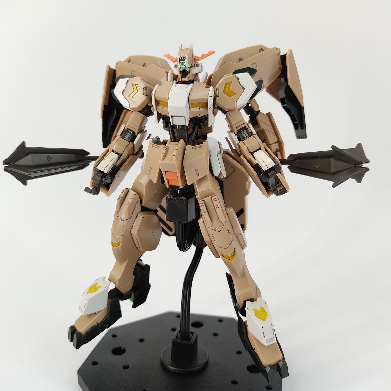 ロ*読様 ガンプラHGガンダムグシオンリベイク•フルシティ塗装済み HG ガンダムグシオン リベイクフルシティ レビュー | ガンダム