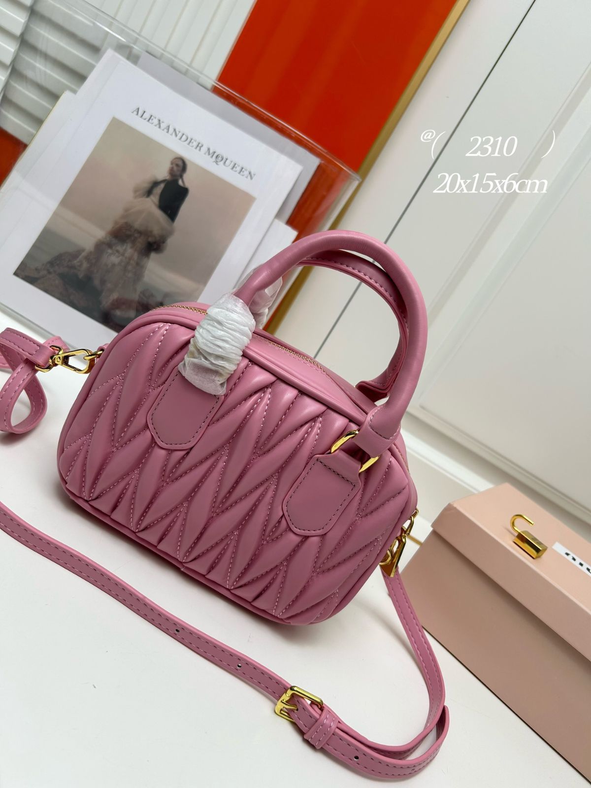 MIU MIU ミュウミュウ ショルダーバッグ ハンドバッグ 20cm