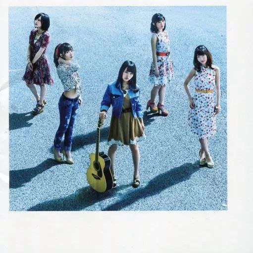 邦楽 AKB48 CD 中古】邦楽CD AKB48 / 翼はいらない[劇場盤] - メルカリ