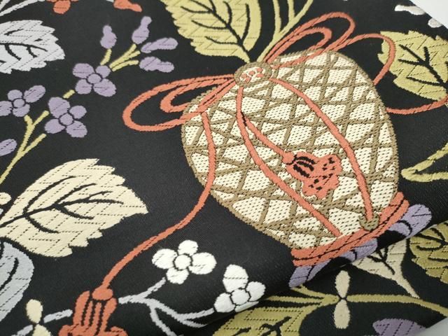 平和屋着物○西陣 岡文織物 六通柄袋帯 唐織 仕覆枝花文 黒地 証紙付き