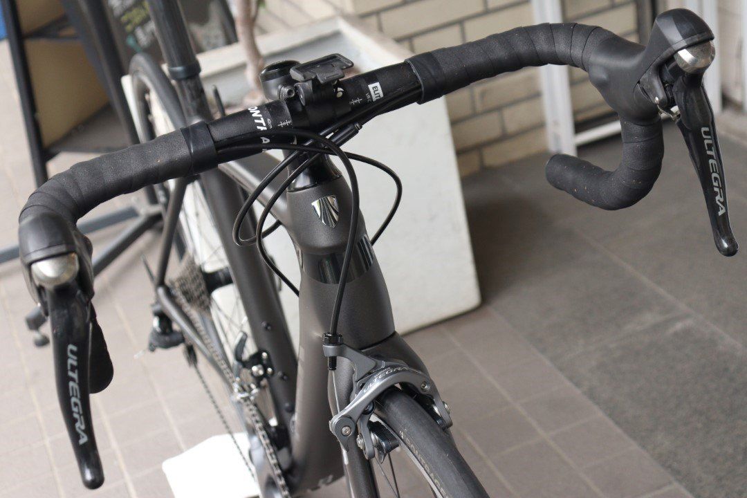 カーボン ロードバイク