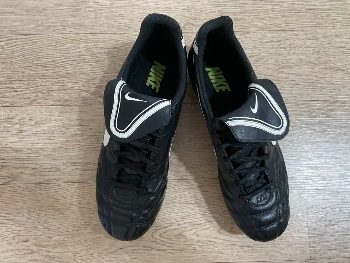 Nike