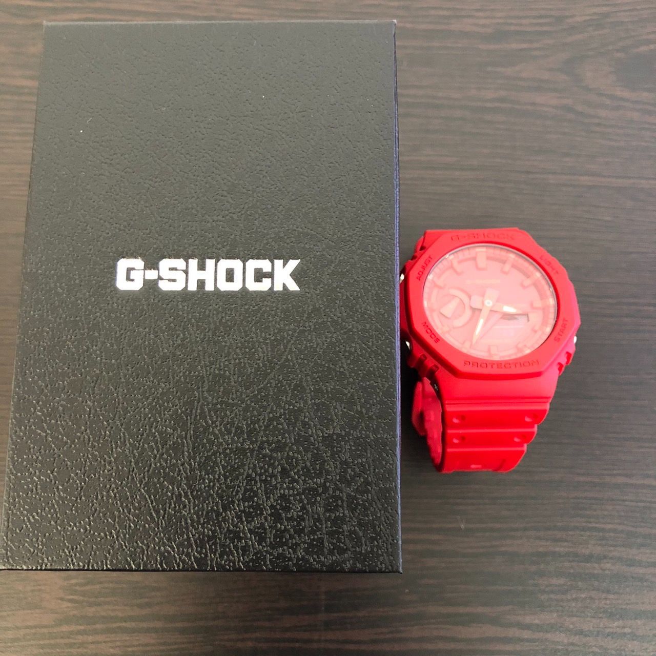 お問合せ多数！！5/7まで限定！【美品】G-SHOCK GA-2100 レッド