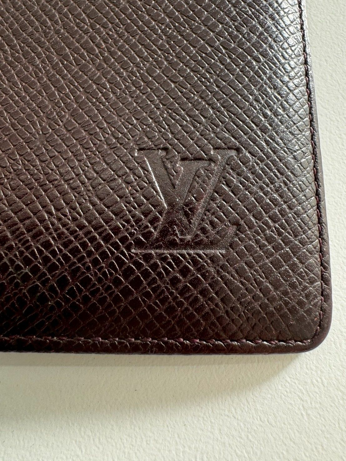 Louis Vuitton ヴィトン タイガ ポルトバルール カルトクレディ