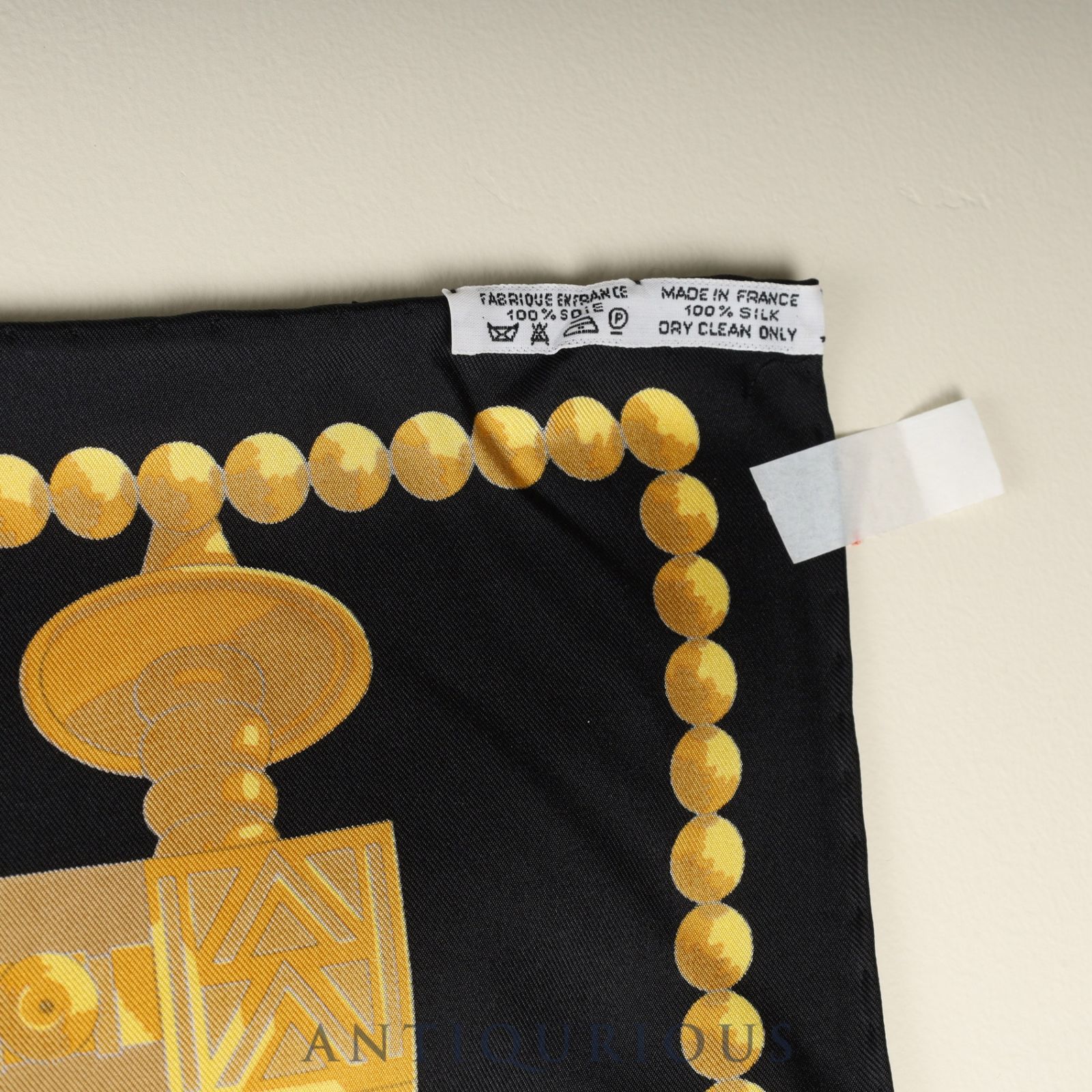 美品タグつき！エルメス　カレ90 アフリカのスプーン エルメス スカーフ カレ90 アフリカのスプーン SILK100% 箱