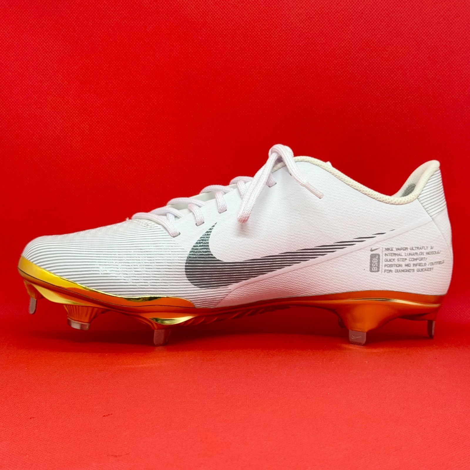 野球スパイク ルナヴェイパーウルトラフライエリート３