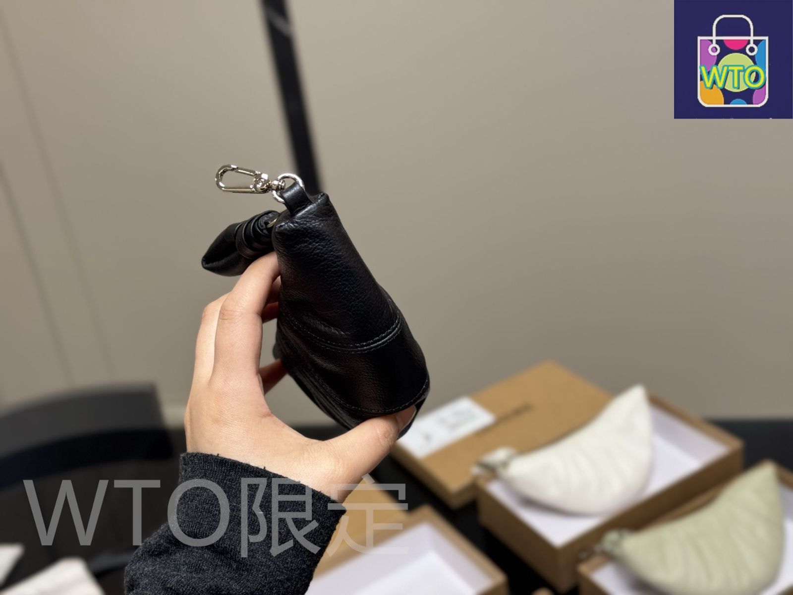 Lemaire ホーン キーホルダー 今日特価】Lemaire ホーン キーホルダー（18.9cm）-WTO輸入3