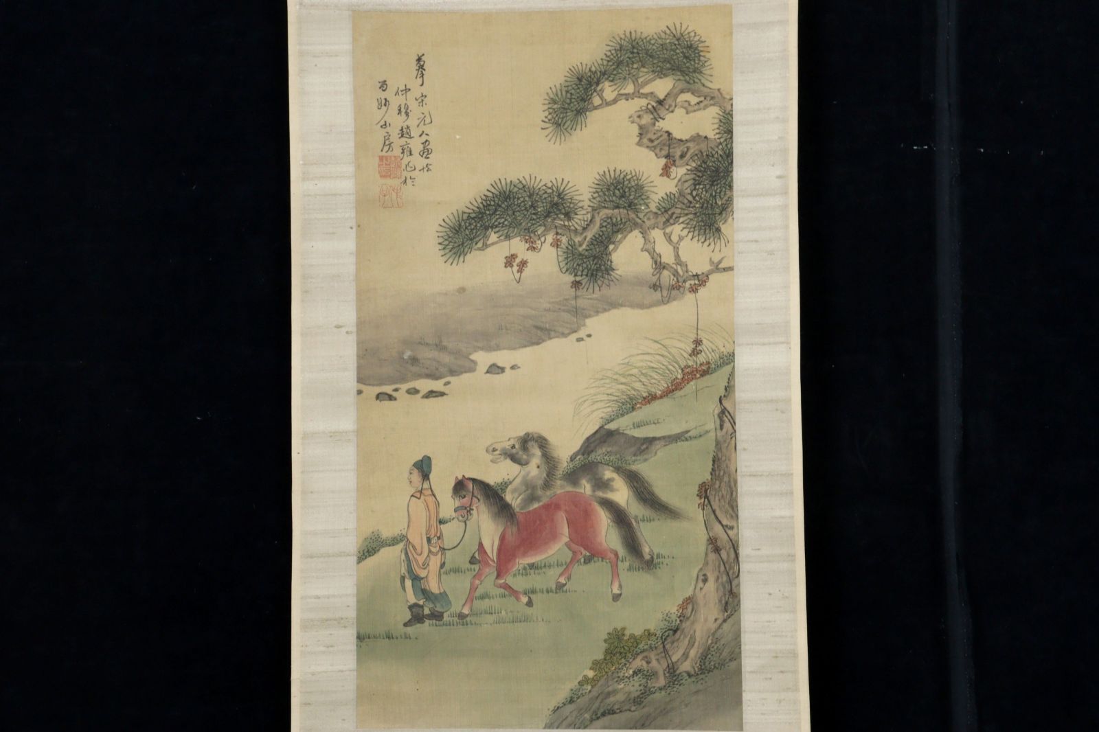 【※Yu】中国美術 掛軸 元代 趙雍「挟弾遊騎図」工芸複製品 タトー箱付 Yu様専用】中国美術 掛軸 元代 趙雍「挟弾遊騎図」工芸複製品 タトー箱