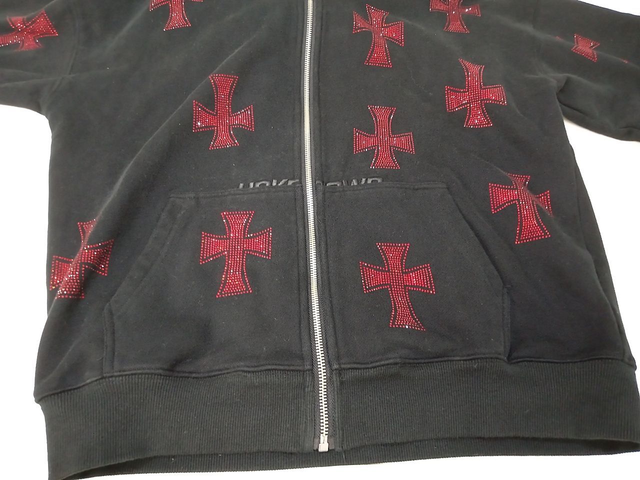UNKNOWN アンノウン ロンドン ラインストーン クロス ZIP
