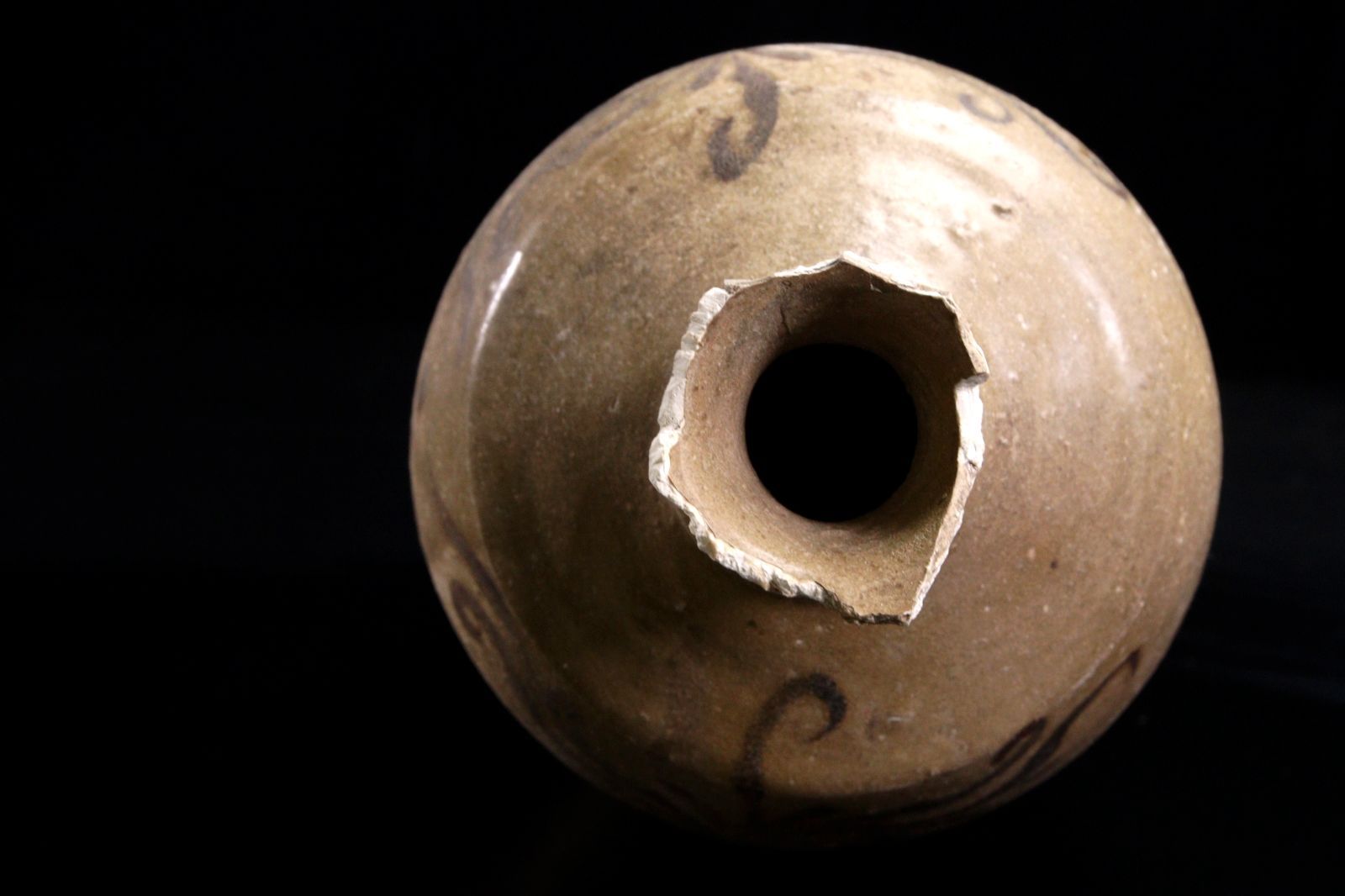 古美术 花瓶 高麗時代 鉄絵唐草文花瓶 27cm 朝鮮古陶 唐物 骨董 古美術 楾