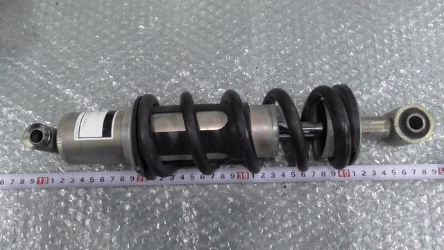 TW200 2JL-013xxx の リアサスペンション:#1753320142 - メルカリ