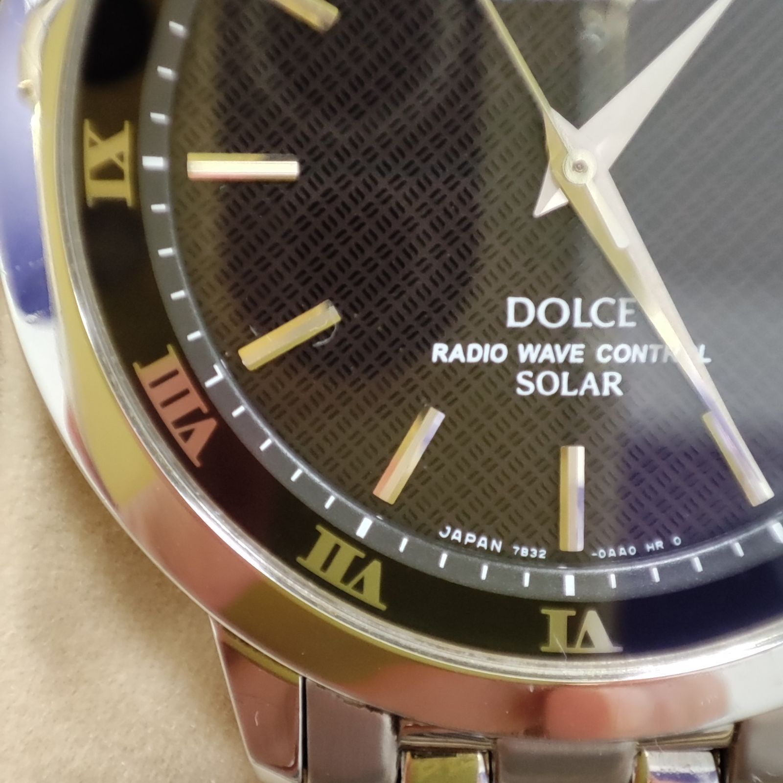 メンズ SEIKO セイコー ドルチェ7B32-0AA0 電波ソーラー 日本製 黒文字盤