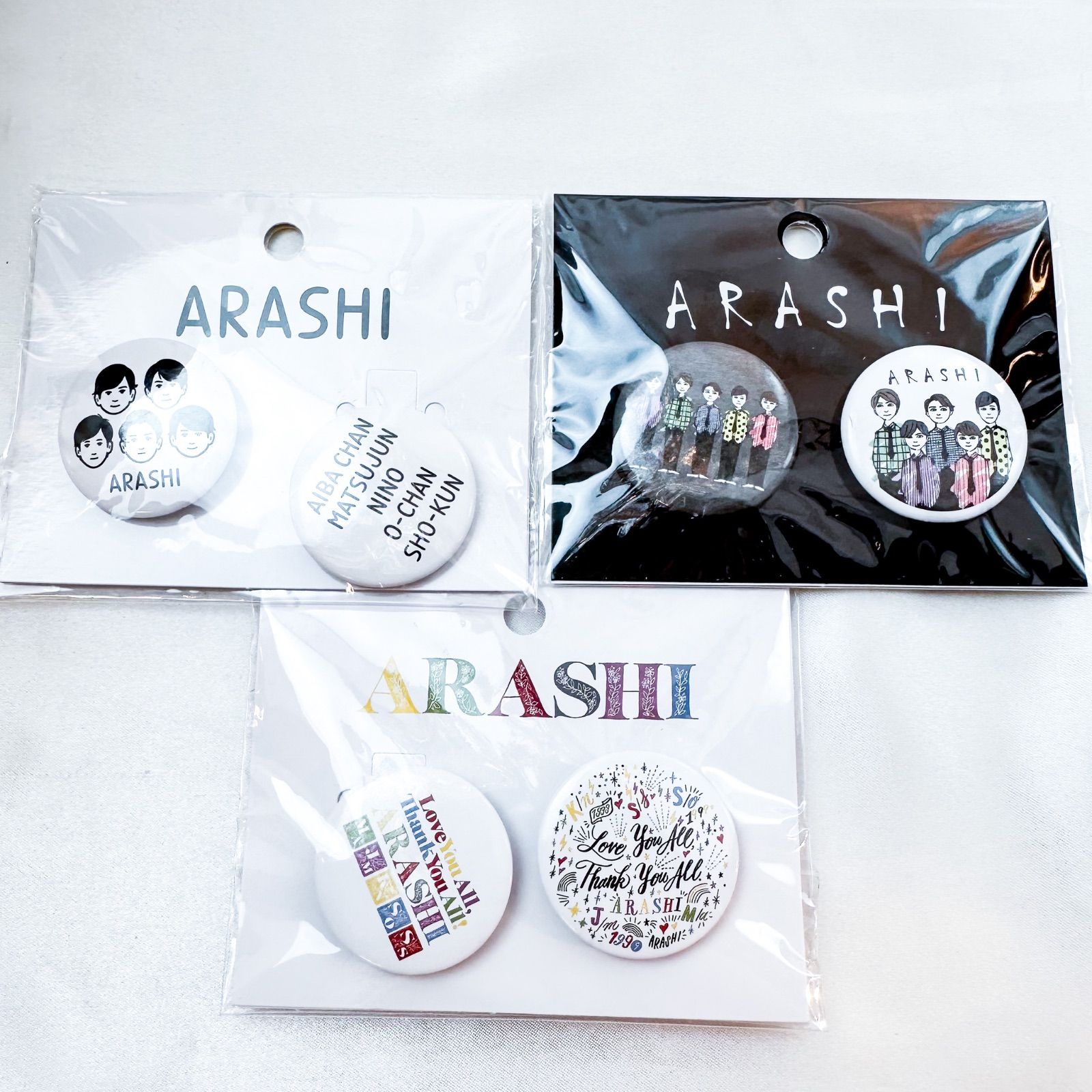 新品未開封 嵐 缶バッジセット(2個セット) ×3種「ARASHI EXHIBITION