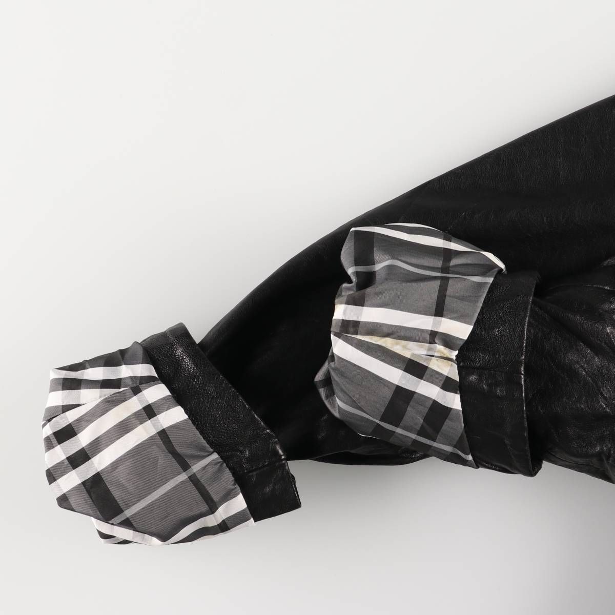 バーバリー Burberry