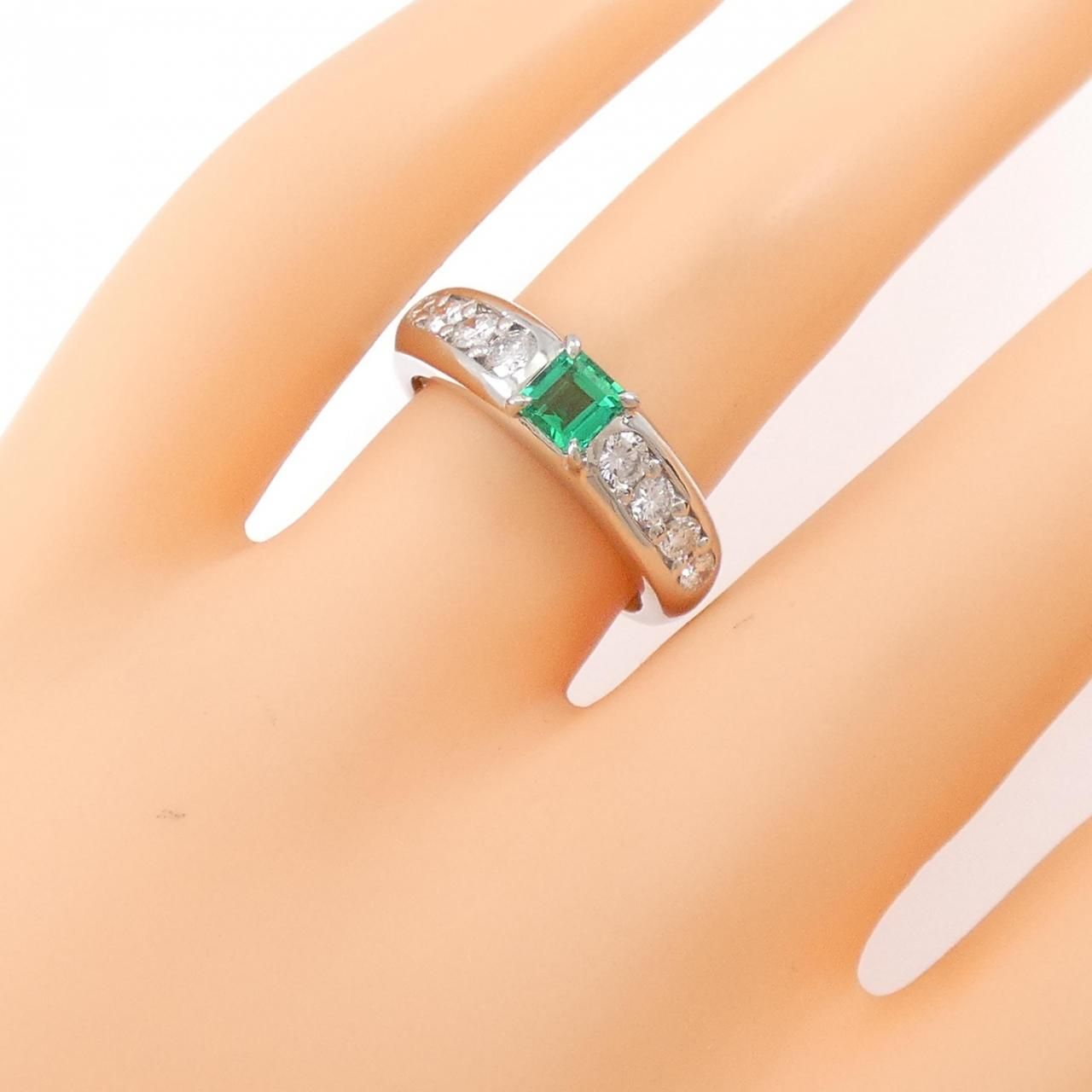 PT エメラルド リング 0.33CT