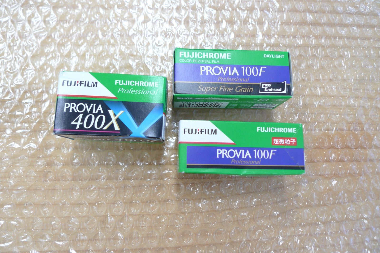 FUJIFILM PROVIA 100F professional 2個 PROVIA400x 1個 期限切れ 合計3個 フィルムカメラ FUJICHROME provia100f provia400x 管理M0108