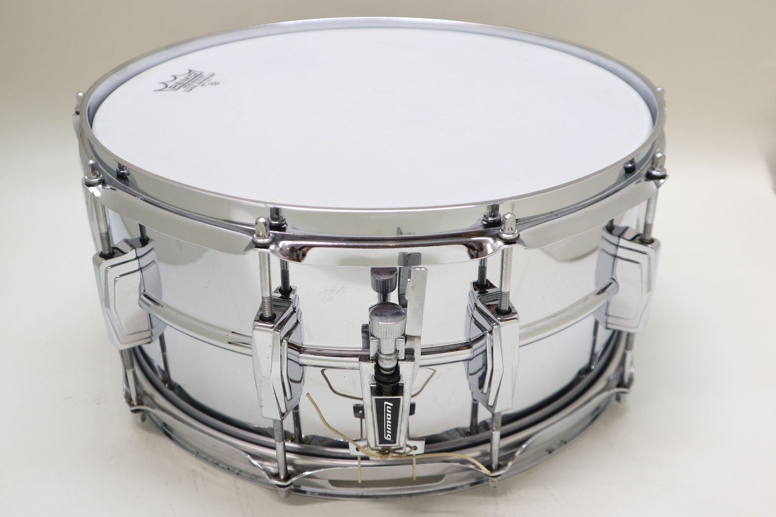 VINTAGE LUDWIG 1970s B Oバッジ スープラフォニック402 14x6 5 WWW_TRAVELLANDINDIA_COM
