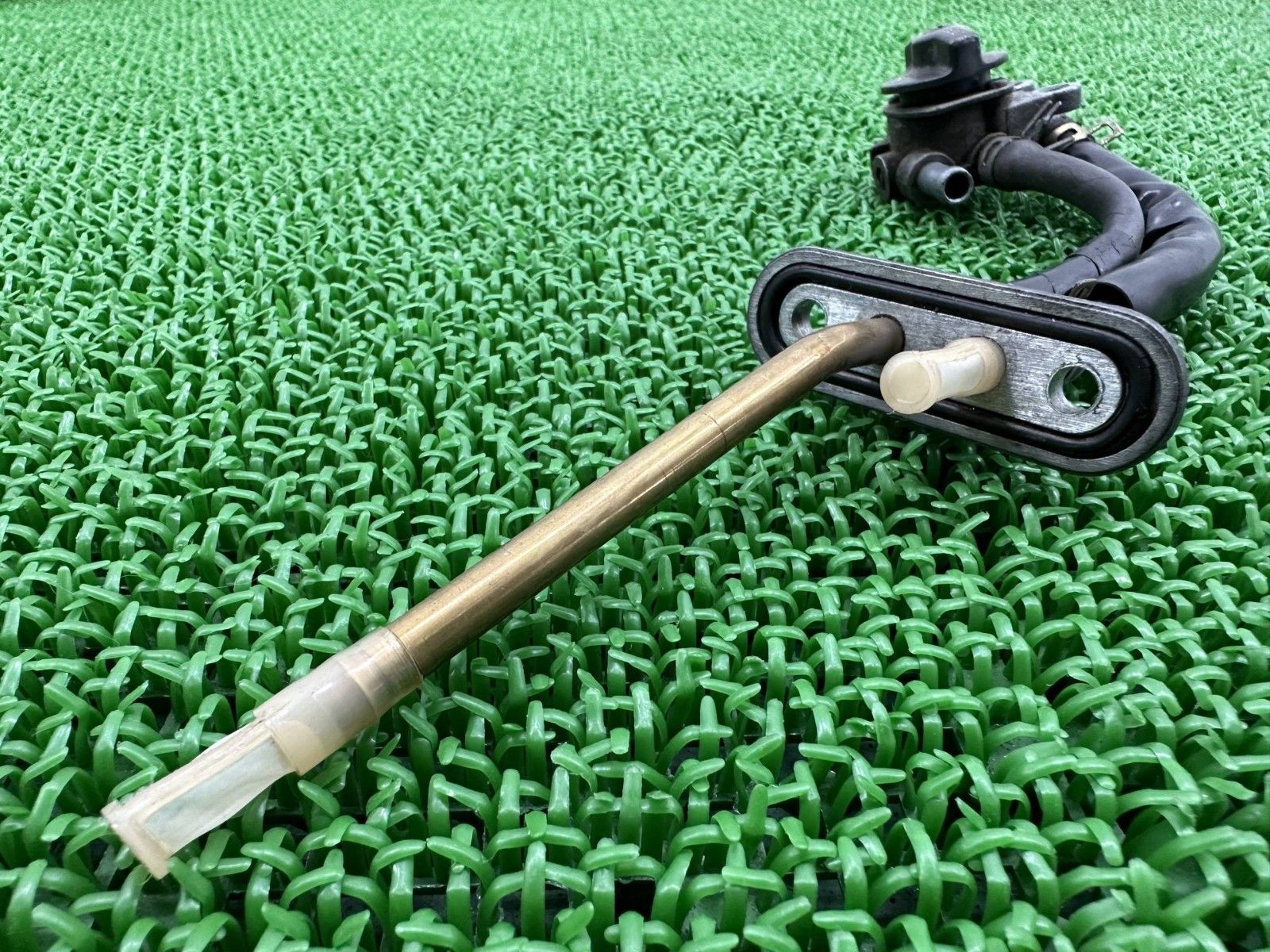 燃料コック 固着なし