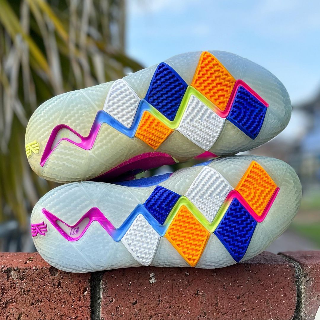 NIKE KYRIE 4 EP 'CONFETTI' ナイキ カイリー 4 【MEN'S】 multi NIKE KYRIE 4 EP 'CONFETTI' ナイキ カイリー 4 【MEN'S】 multi