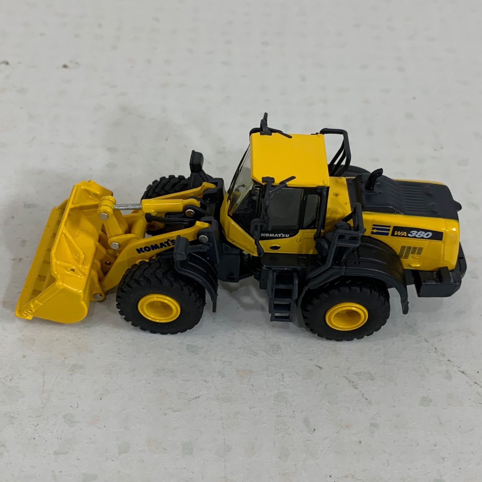 非売品!! 希少!! KOMATSU/コマツ ショベルカー 1/87 EXCAVATOR