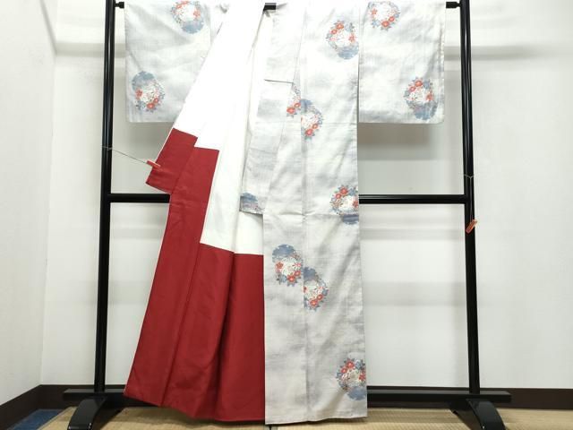平和屋着物●小千谷紬　雪輪草花文　正絹　逸品　CAAV6668vf 平和屋着物○小千谷紬 雪輪草花文 正絹 逸品 CAAV6668vf - メルカリ