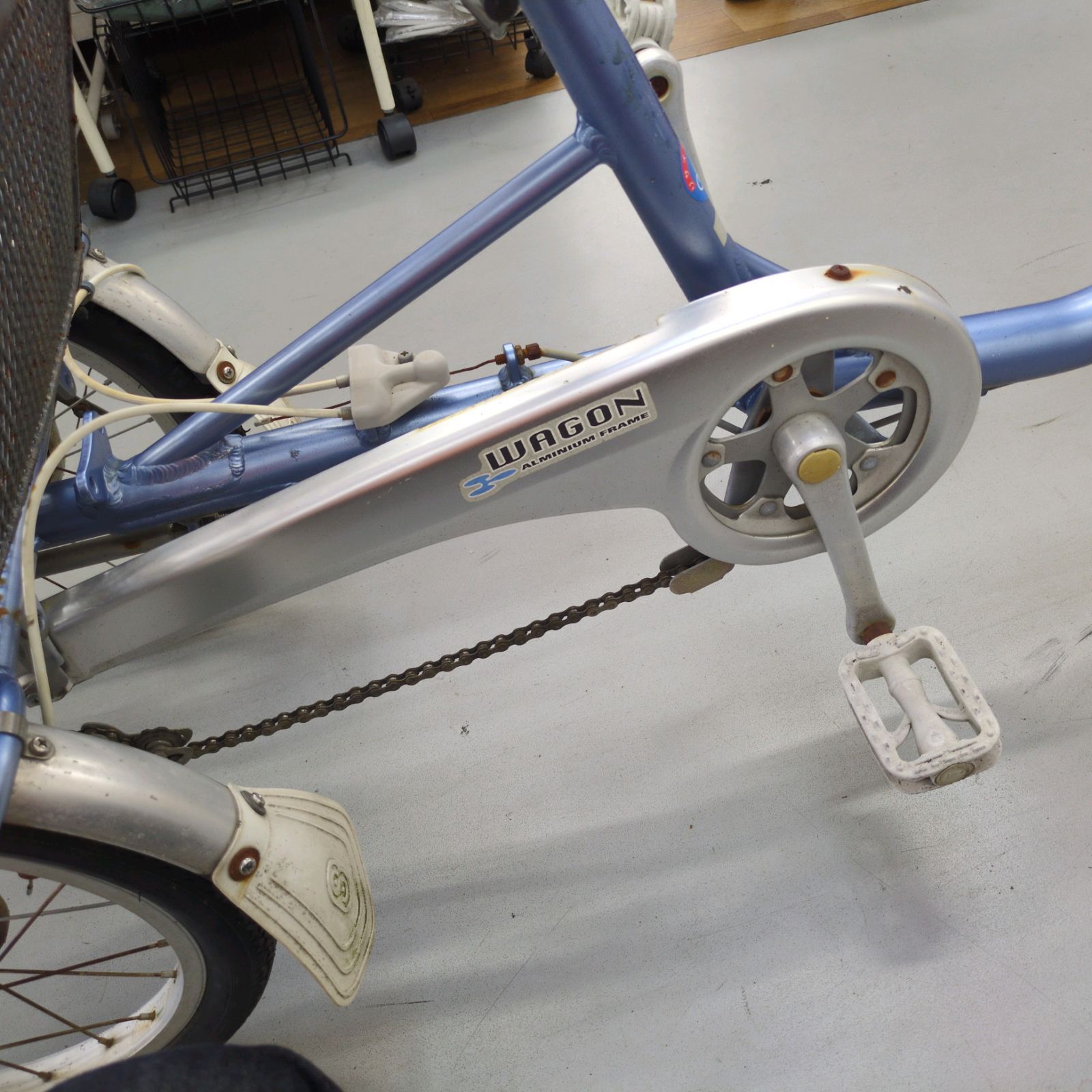 J554 ☆サビキズ使用感☆三輪自転車☆BRIDGESTONE☆LEDダイナモ☆前18+