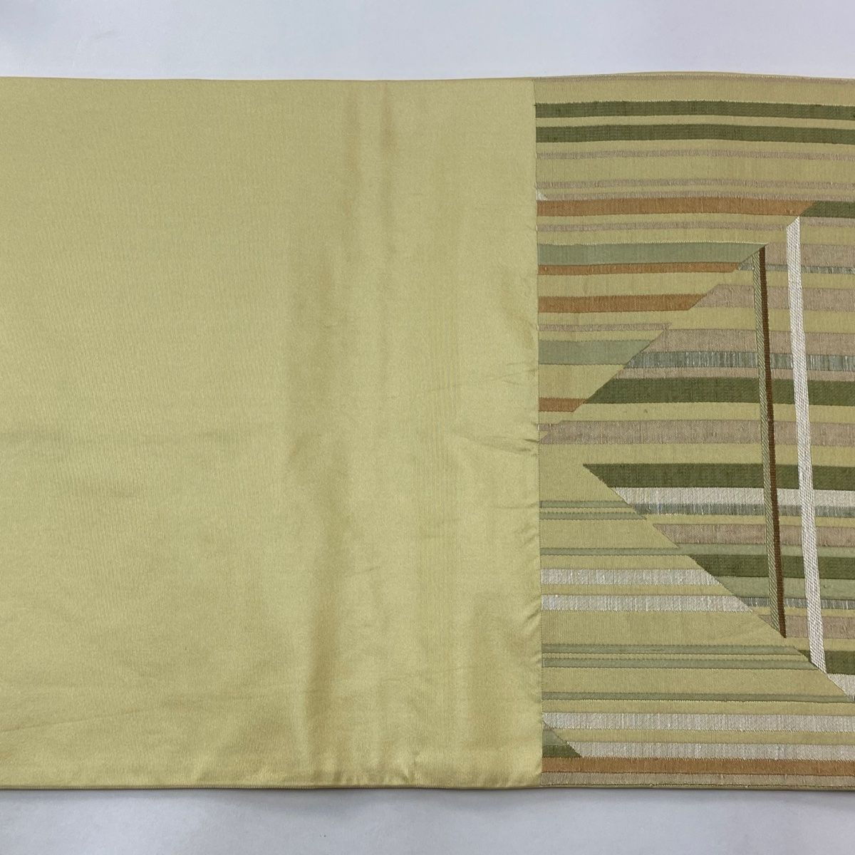 袋帯 美品 逸品 川島織物 落款 関西仕立て 縞 幾何学 薄黄土色 六通