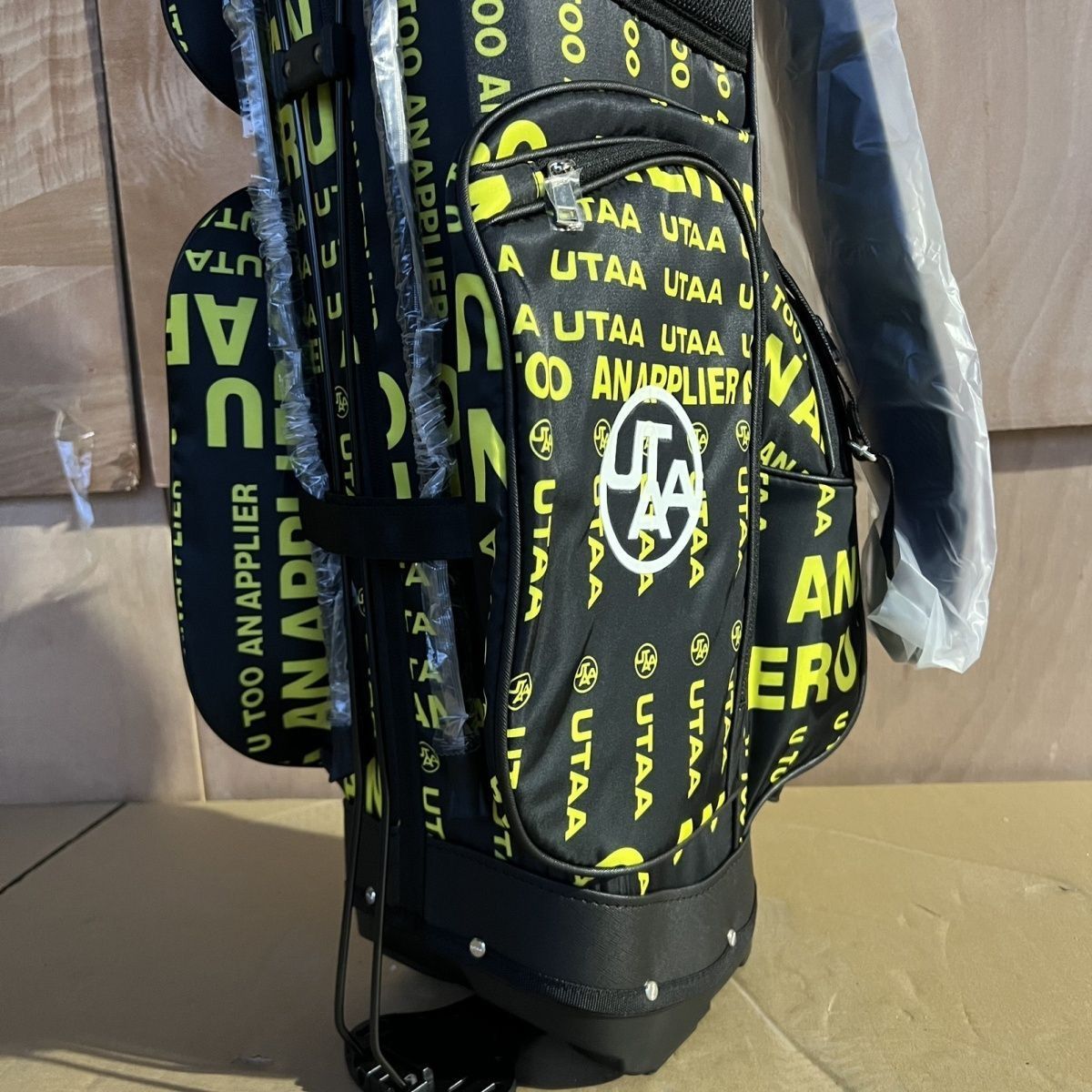 UTAA ユタ ゴルフ キャディバッグ スタンドバッグ 男女兼用 新品 キャスター型 UTAA ユタ ゴルフバッグ キャディバッグ 2色 キャスター