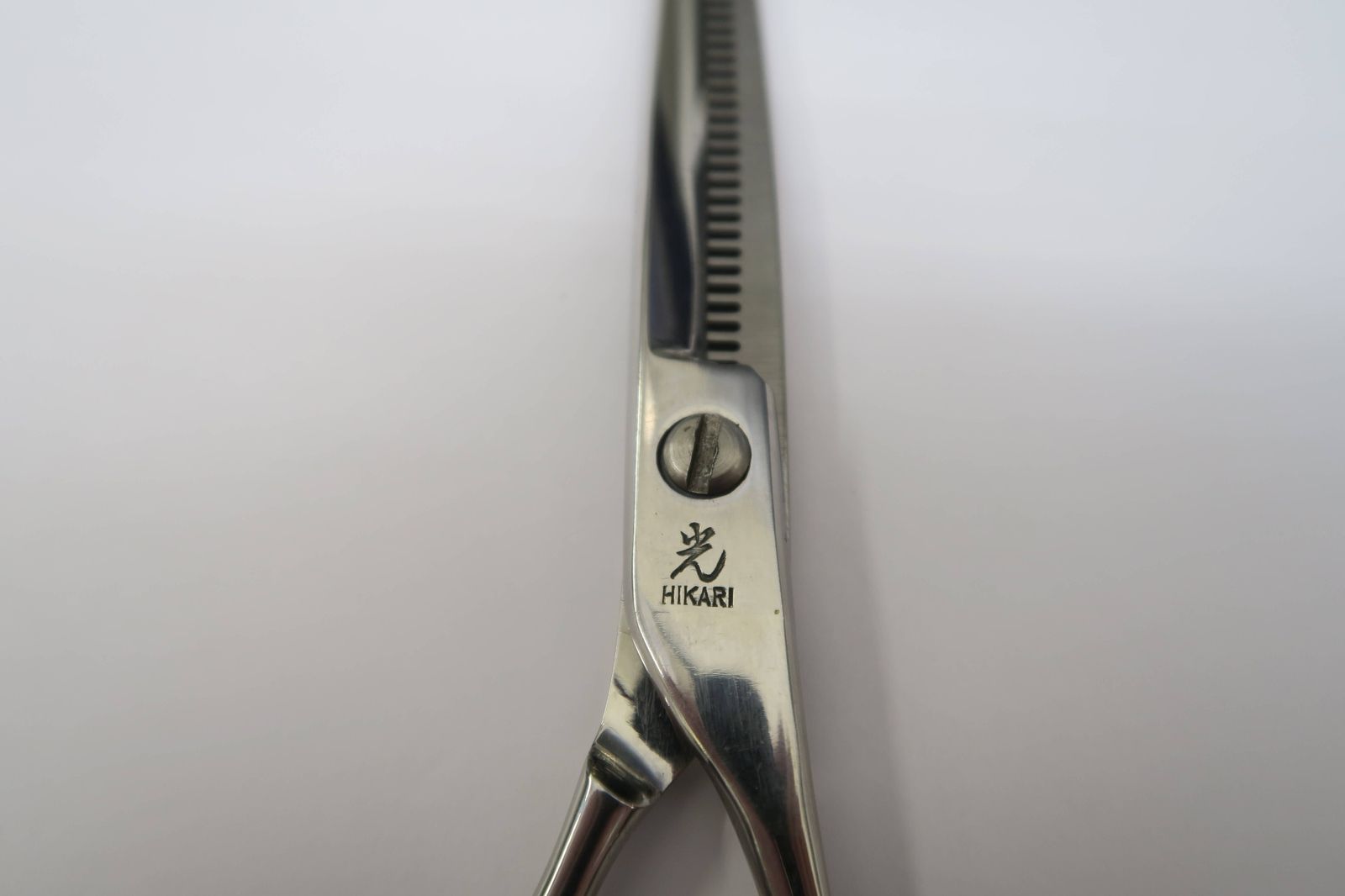 Dランク【光シザー HIKARI ヒカリ】 トレンディー3 733 セニング 美容