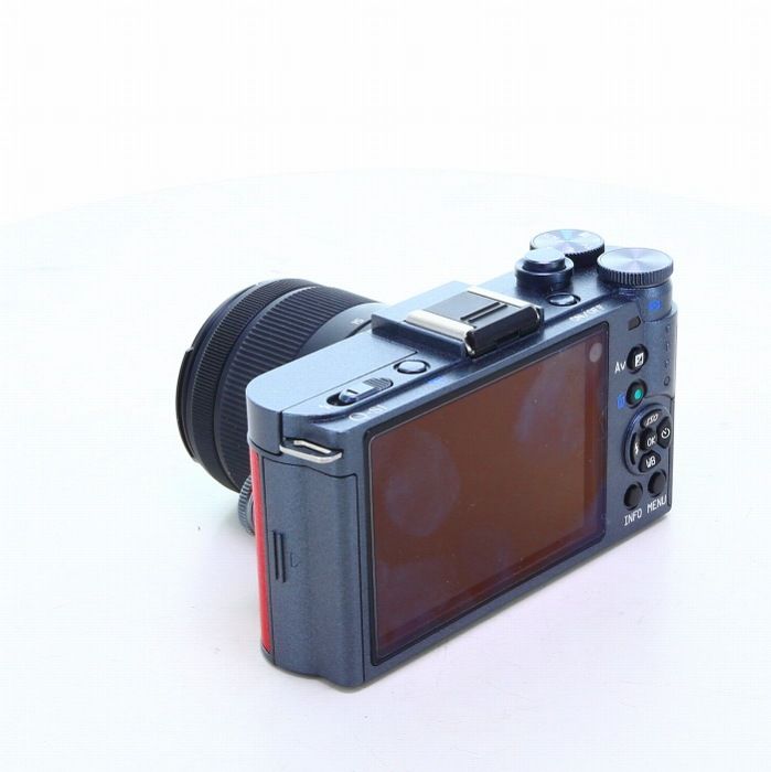 PENTAX Q-S1 ズームレンズキット ガンメタル×カーマインレッド