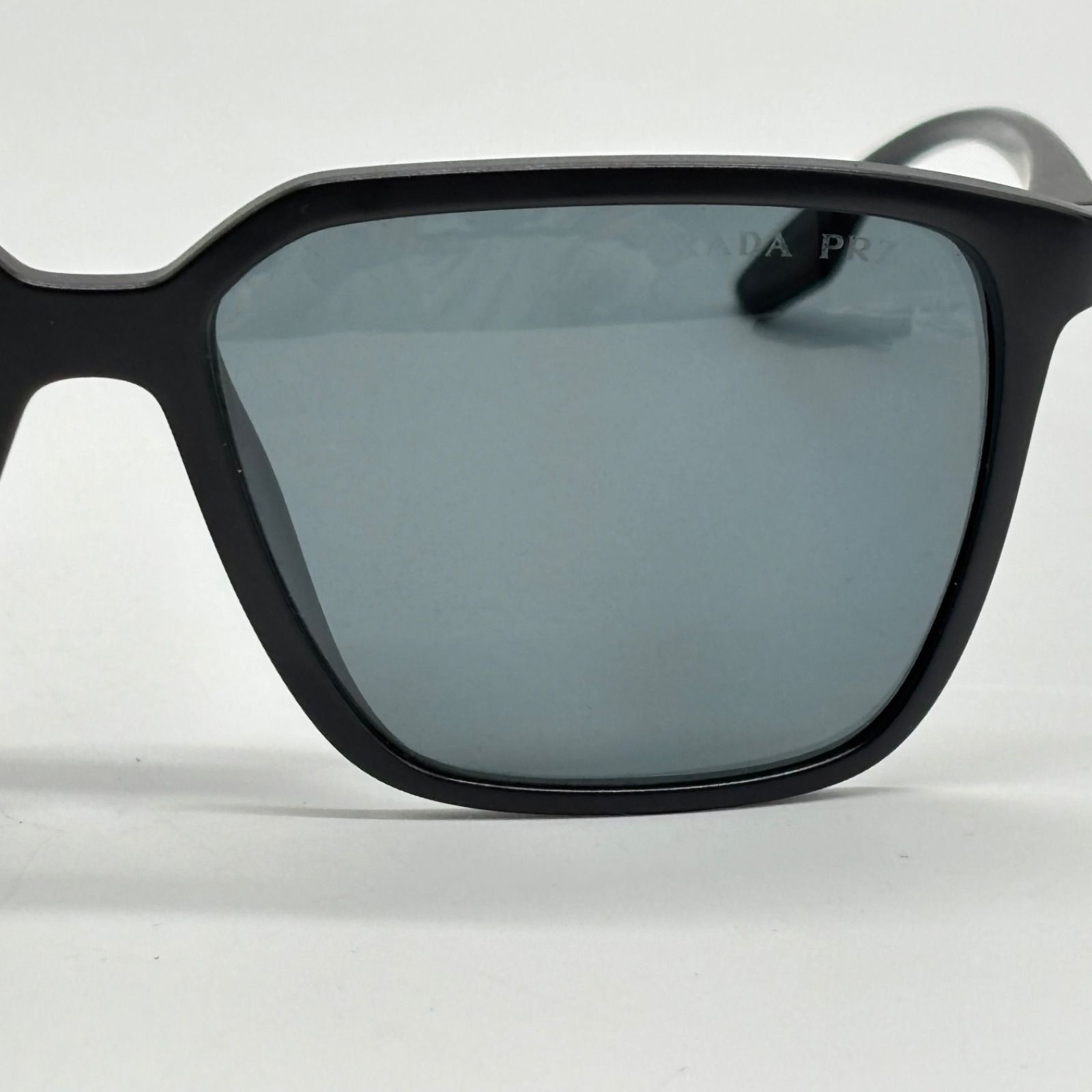 【未使用級✨ SPS53N 1BO-5Z1】プラダスポーツ　サングラス　ブラック 未使用に近い】PRADA プラダ サングラス 黒 ブラック スポーツ