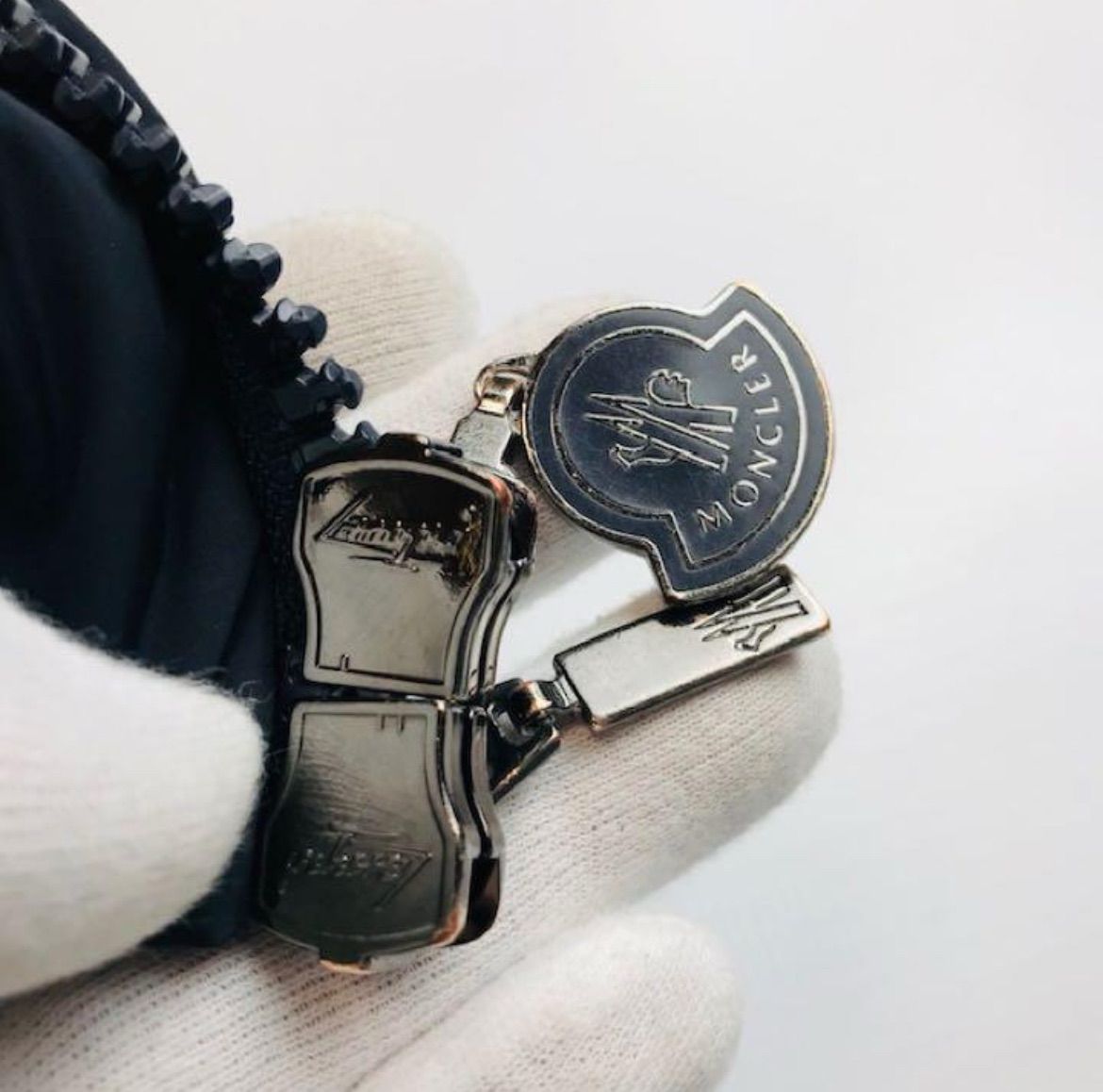 MONCLER☆モンクレール・GERBOIBE レディース アイコンタグ付き